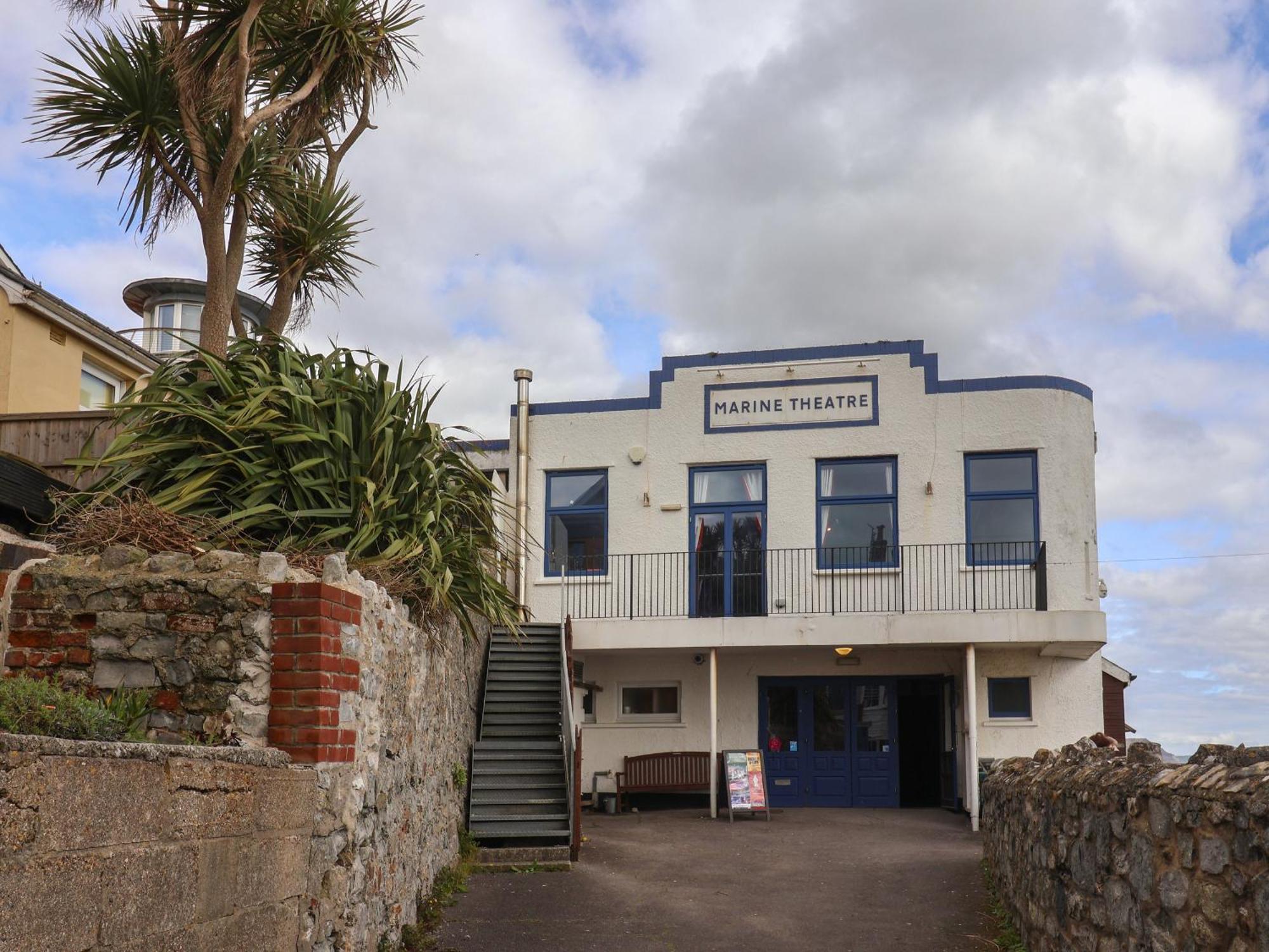 16 Church Street Lyme Regis Exterior photo